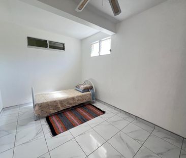 Location Maison 4 pièces 121m² LE MOULE 97160 - Photo 5