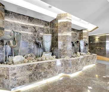 For Lease - 2760 Carousel Crescent Unit# 1412, Blossom Park - Airpo... - Photo 5