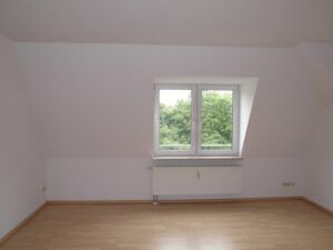 Jößnitzer Str. 108, Wohnung 6 ~~~ Balkon, Bad mit Wanne, Keller - Photo 3