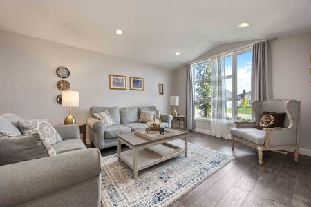 Bright &amp; Modern 4 Bedroom, 3 Bath Home in The Rapids - Photo 5