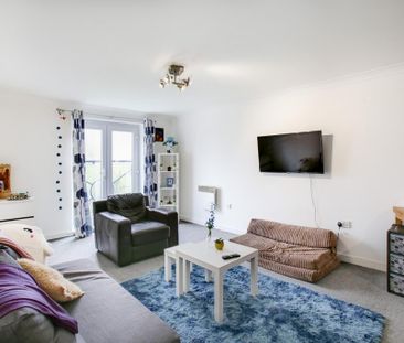2 bedroom flat to rent - Photo 1