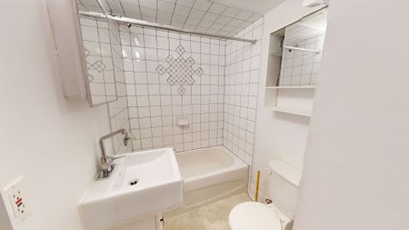 For Lease - 1152 Gerrard Street Unit# 206, Toronto, Ontario - Photo 5