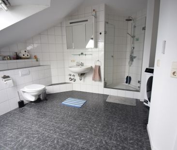 Besondere, großzügige Wohnung in prima Innenstadtlage - Foto 1