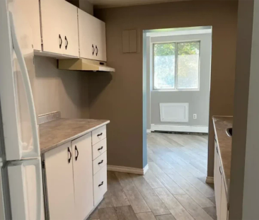 apartments at 750 Wallace Street - Photo 6