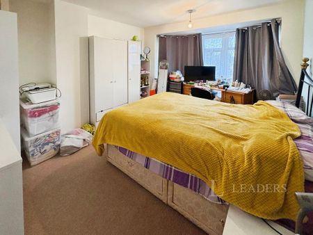 3 bedroom semi-detached house to rent - Photo 5