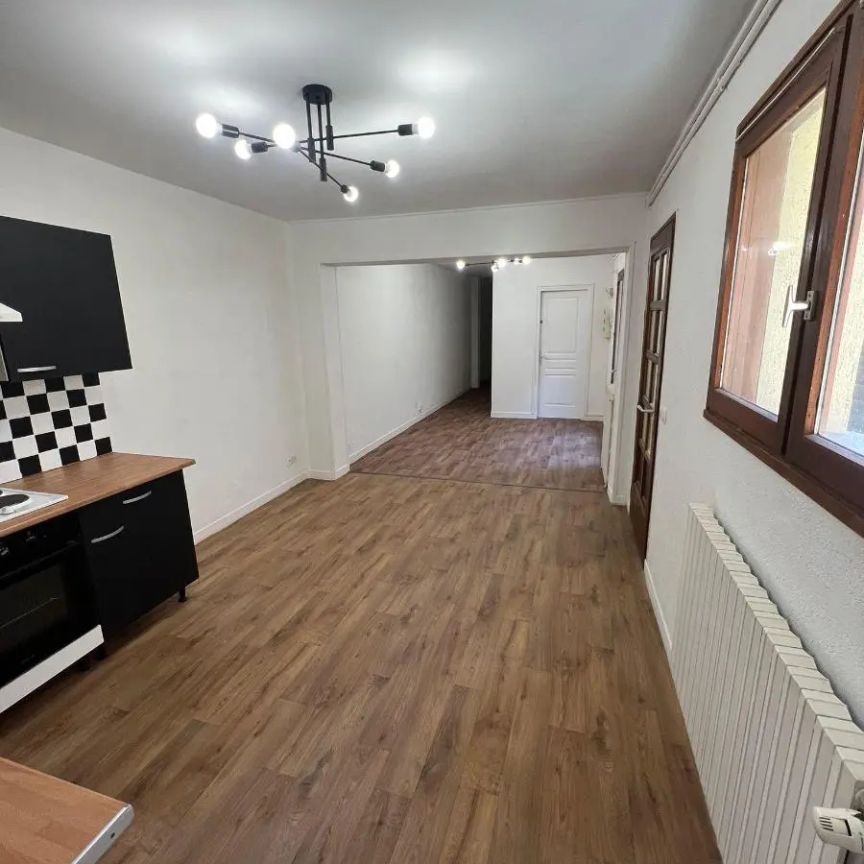 Appartement à louer 2 pièces 65.85m² - Photo 1