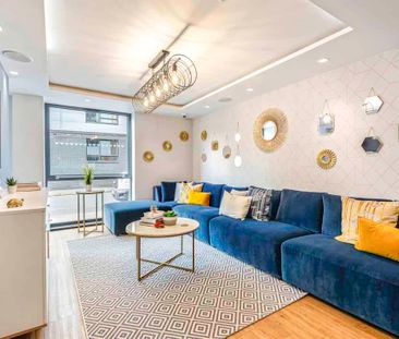 Elegance Apartment - Photo 1