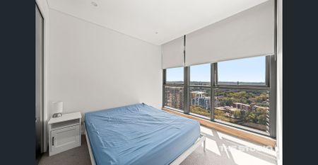Luxury Riverside Living with Breathtaking Views | Level 17, 'Altitude' Parramatta - Photo 2