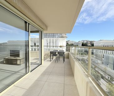 Location Appartement 3 pièces 63m² NICE 06200 - Photo 6