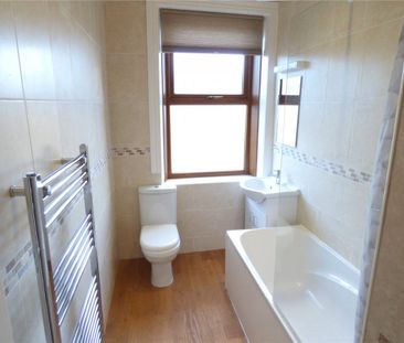 Claremont Street, Cleckheaton, West Yorkshire, BD19 - Photo 5