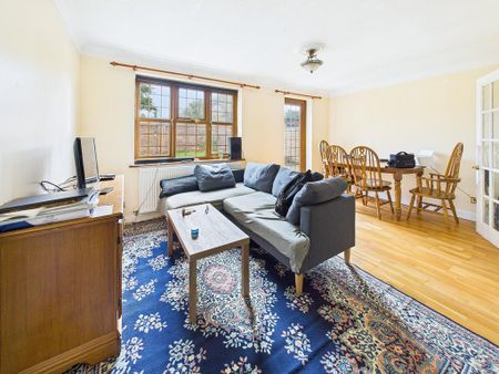 3 bedroom link detached house to rent - Photo 2