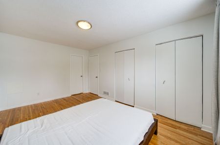 For Lease - 2207 Sunnyvale Drive, Oakville, Ontario - Photo 4