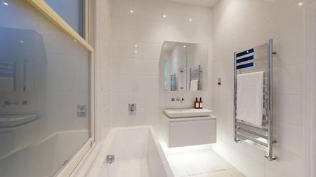 4 bedroom terraced house to rent - Photo 4