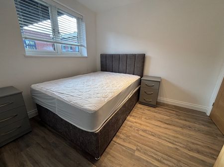 2 bedroom apartment to rent - Photo 3