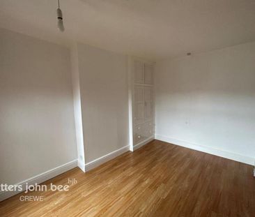 3 bedroom terraced house to rent - Photo 6