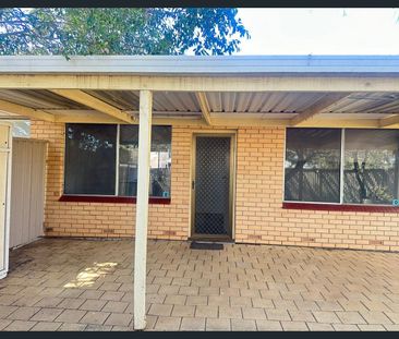 2 Bedrooms, 1 Bathroom, and 1 Parking Space - Photo 5