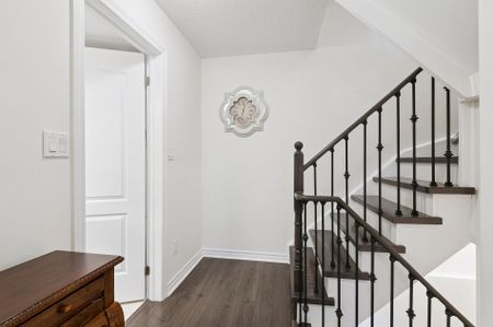 For Lease - 1255 Bridletowne Circle Unit# 14, Toronto, Ontario - Photo 2