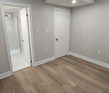 For Lease - 389-1 Nairn Circle Unit# Bsmt., Milton, Ontario - Photo 3