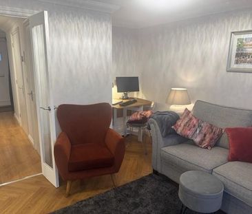 1 bedroom ground floor flat to rent - Photo 1