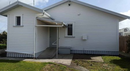 Cute Cottage in the Heart of Morrinsville - Photo 5