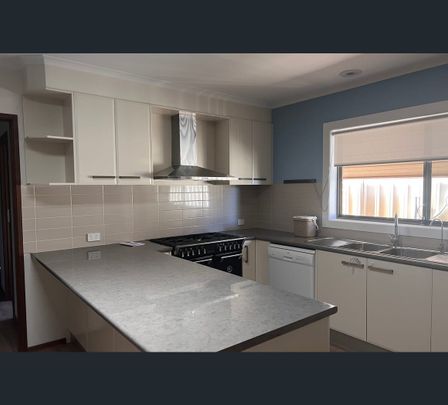7 Killara Court, Mildura, Vic 3500 - Photo 1