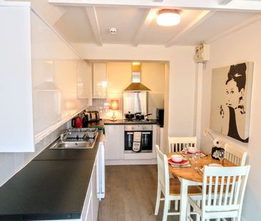 Garendon Gardens Room 5 - Photo 4