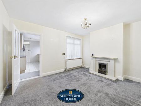 3 bedroom end of terrace house to rent - Photo 4