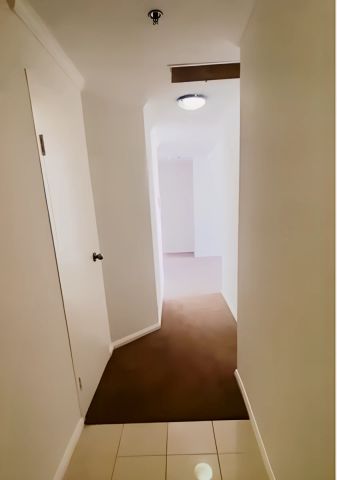 1 bed 1 bath - Photo 5