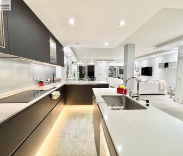 Casa adosada de alquiler en Bahía de Marbella - Photo 2