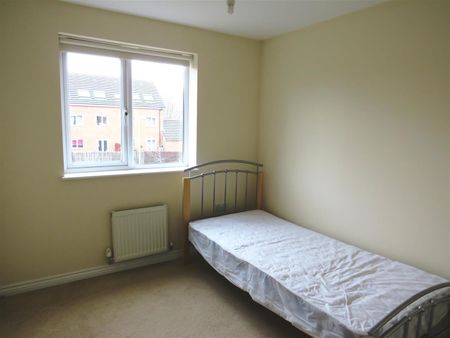 Magnolia Way, Norwich, Costessey - Photo 3