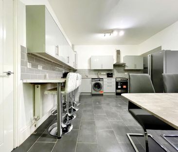 1 bedroom in a house share to rent - Photo 6