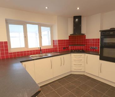 6 bedroom detached house to rent - Photo 6