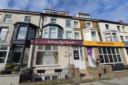 1 bedroom flat to rent - Photo 4