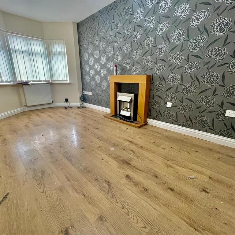 2 bedroom semi-detached house to rent - Photo 1