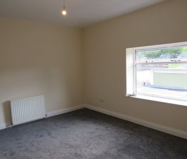 Forge Row - Photo 5