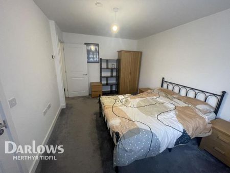 1 bedroom in a house share to rent - Photo 4