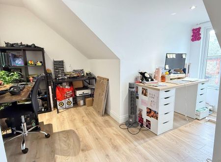 2 bedroom flat to rent - Photo 5