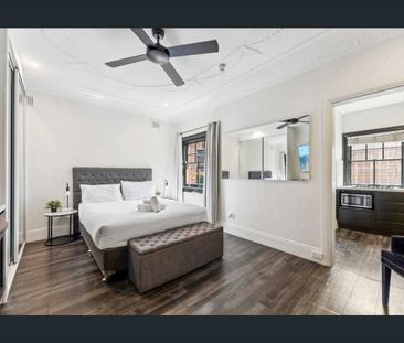 Furnished and renovated studio in the heart of Potts Point - Photo 1