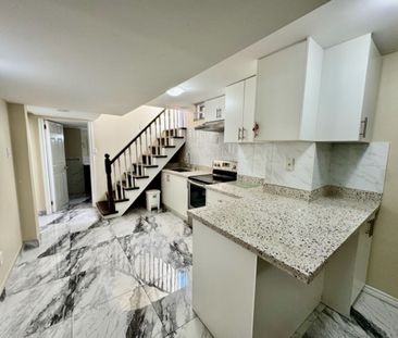 For Lease - 3 Carrie Crescent, Brampton, Ontario - Photo 6