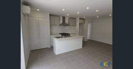 Property on lease in Officer - Photo 5