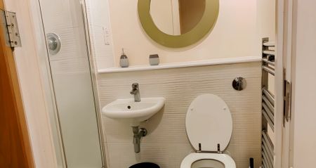 2 Bedroom 2 Bathroom - Photo 5