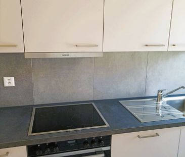 Recent kitchen close to the station - Photo 1