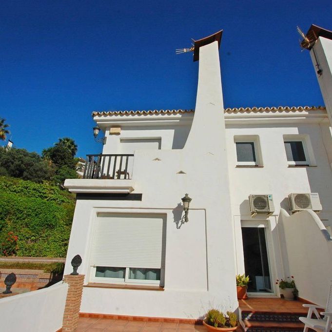 3 room luxury Detached House for rent in Alhaurín de la Torre, Andalusia - Photo 1
