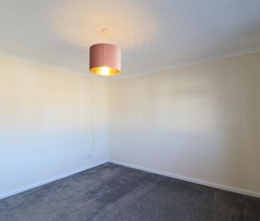 Harvard Avenue, Honeybourne, Evesham - Photo 2