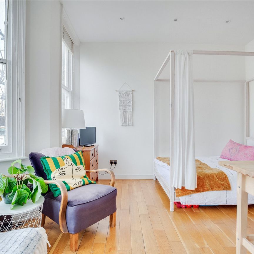 Netherwood Road, W14, London - Photo 1