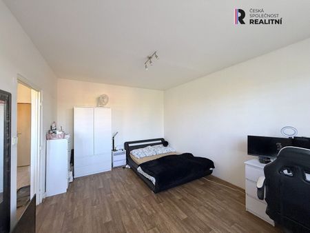 Pronájem bytu 1+1 37 m² - Fotografie 2