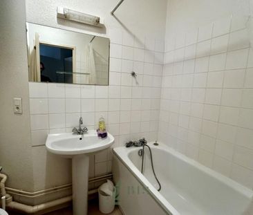 Location Appartement 1 pièce 18m² ROANNE 42300 - Photo 3