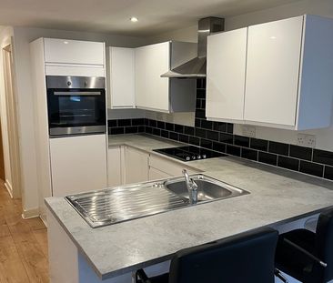 2 Bed Flat, Clarendon Road, LU2 - Photo 1