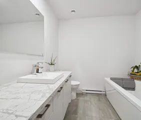 1 room apartment of 69m² in Bromont - Photo 1