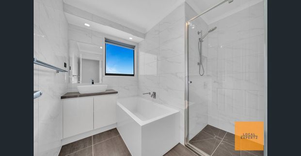 Beautifully presented family home - Photo 1